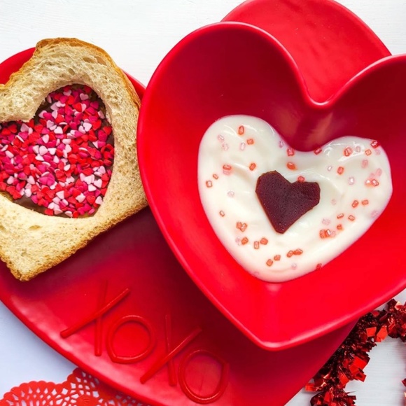 9.63" Valentine's Day Melamine Figural Heart Appetizer Plate Red - Threshold - Picture 3 of 14